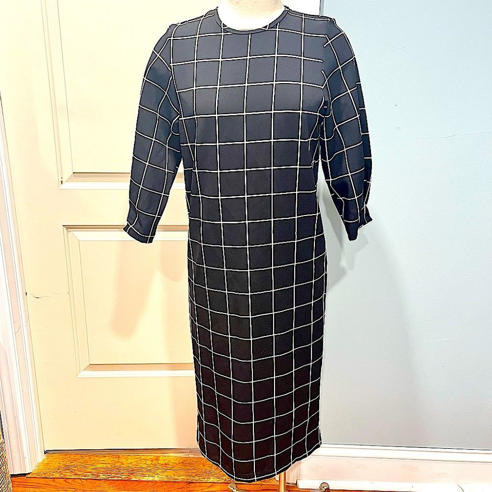Maya’s Place Black & White Grid Pattern Midi Dress Size Small
